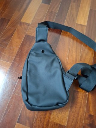 Zainetto monospalla nero