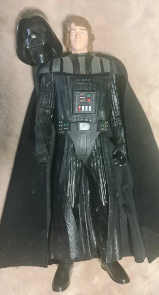 Muñecos Star Wars Darth Vader y Finn