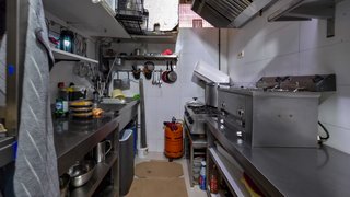 TRASPASO NEGOCIO RENTABLE DE ALIMENTACIÓN