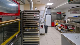 TRASPASO NEGOCIO RENTABLE DE ALIMENTACIÓN