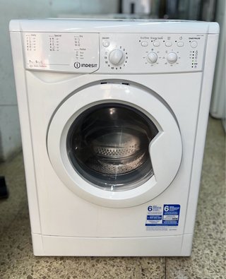 Lavadora Secadora Indesit 7/5KG
