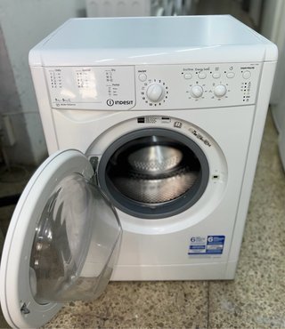 Lavadora Secadora Indesit 7/5KG