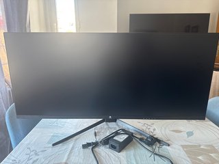 Pantalla Z EDGE Negra