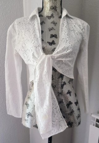 Camisa blanca bordada Zara