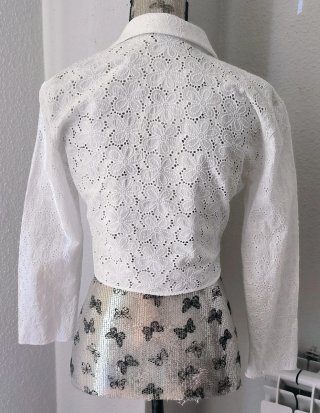 Camisa blanca bordada Zara