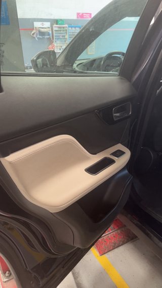 Jaguar F-Pace 2018