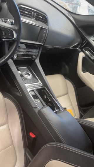 Jaguar F-Pace 2018
