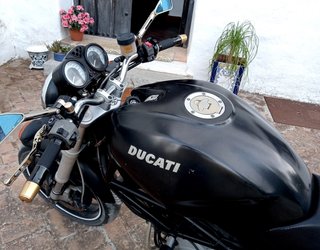 Ducati Monster S2R 800 2005 Negra