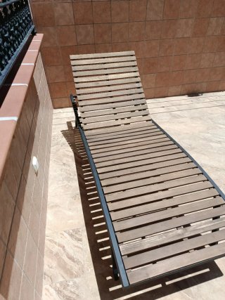 Tumbona de exterior madera y metal