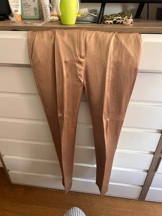 Conjunto Uterqüe: Camisa y Pantalón Dorado