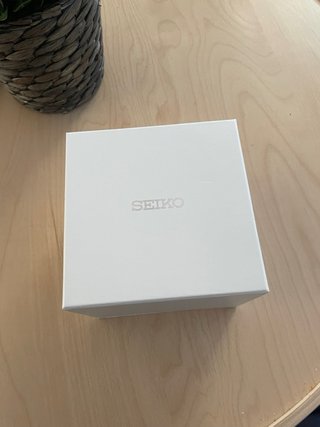Reloj Seiko Mujer Nuevo 26mm Oro y Plata