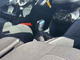 Peugeot 208 1.6 BlueHDi Style 73 kW (100 CV)
