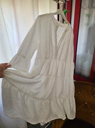 Vestido blanco calado veraniego