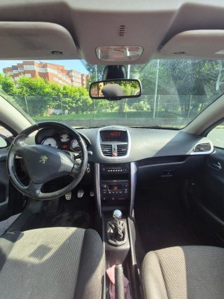 Peugeot 207 2007