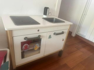 Cocina de juguete adaptada IKEA
