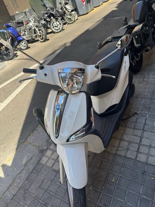 Piaggio Liberty 50 Cc modelo 2023  Blanco
