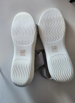 NUEVAS Sandalias grises mujer talla 41