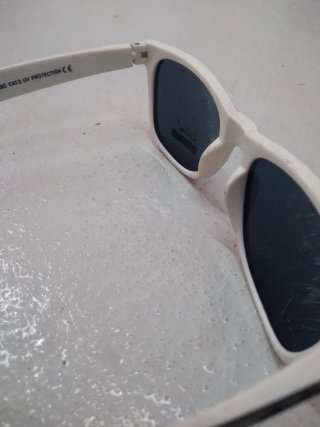 Gafas de sol sin estrenar adulto