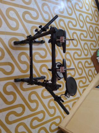 Rack Roland V-Drums + 5 Pads