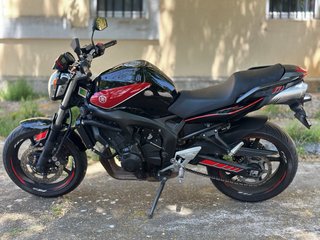 Yamaha FZ6 S2 Fazer Naked