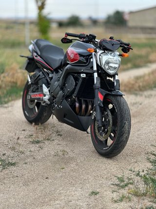 Yamaha FZ6 S2 Fazer Naked