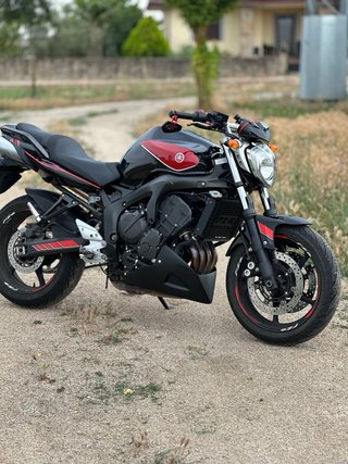 Yamaha FZ6 S2 Fazer Naked