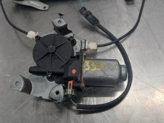 ELEVALUNAS TRASERO IZQUIERDO NISSAN PRIMERA BERLI