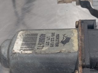 ELEVALUNAS TRASERO IZQUIERDO NISSAN PRIMERA BERLI