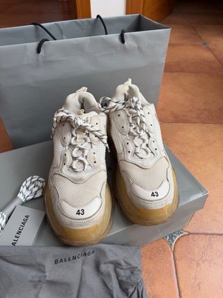 Balenciaga Triple S Beige/Blanco Talla 43