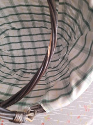 Cesta mimbre forrada tela cuadros