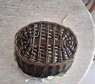 Cesta mimbre forrada tela cuadros