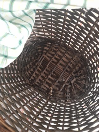 Cesta mimbre forrada tela cuadros