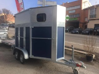 Remolque para 2 caballos