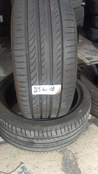 Neumático 225/40 R18