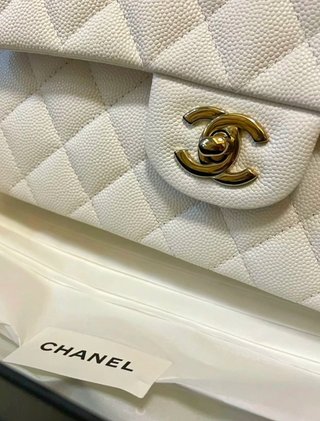 Chanel Classic Flap bianco