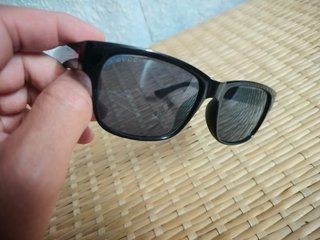 Gafas de Sol Gucci Negras y Rojas