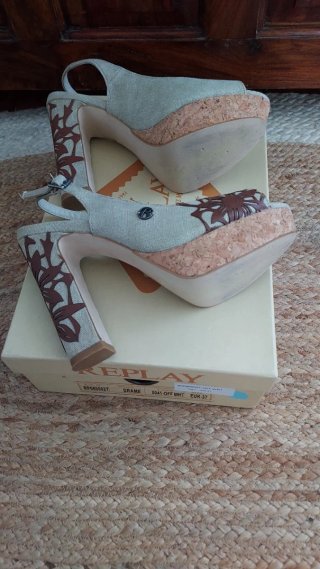 Sandalias Replay T.37 Beige/Marrón