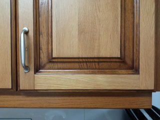 Vitrina de cocina madera y cristal SOLO EN PERSONA