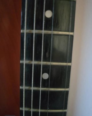 Guitarra Eléctrica Roja con Diseño