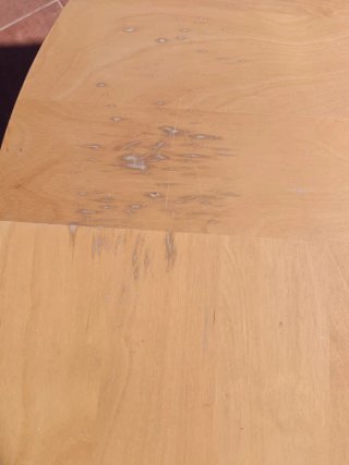 Mesa de centro redonda de madera
