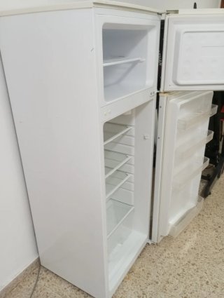 Nevera Haier blanca