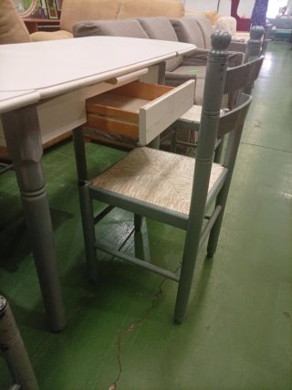 Mesa de cocina.