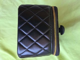 Borsa piccola vintage Chanel portagioie nera