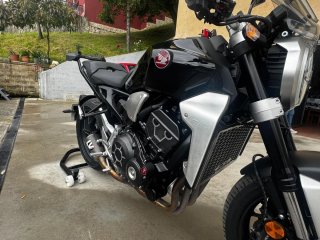 Honda CB1000R