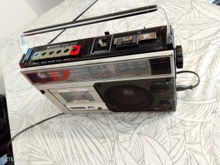 Radio Cassette Sanyo M2564F