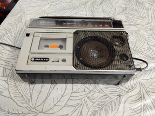 Radio Cassette Sanyo M2564F
