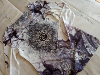 Camiseta Victoria's Secret Paris con Strass Encaje
