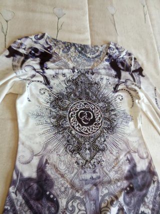 Camiseta Victoria's Secret Paris con Strass Encaje