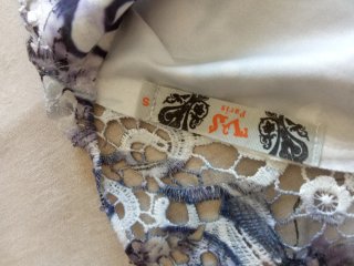 Camiseta Victoria's Secret Paris con Strass Encaje