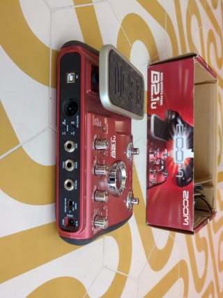 Pedalera Bajo Zoom B2.1u